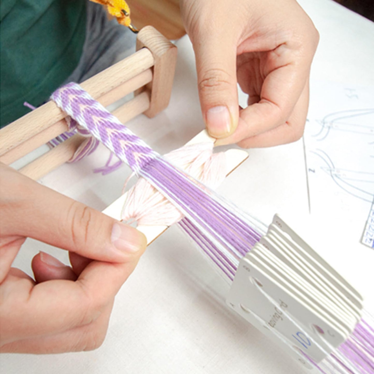 Weaving Loom Kit, Wood DIY Weaving Loom Including Warping Peg, Clamp Warping Clamp, Beveled Inkle Weaving Shuttle Kit for Weaving Lovers Beginners Knitted Crafts DIY
