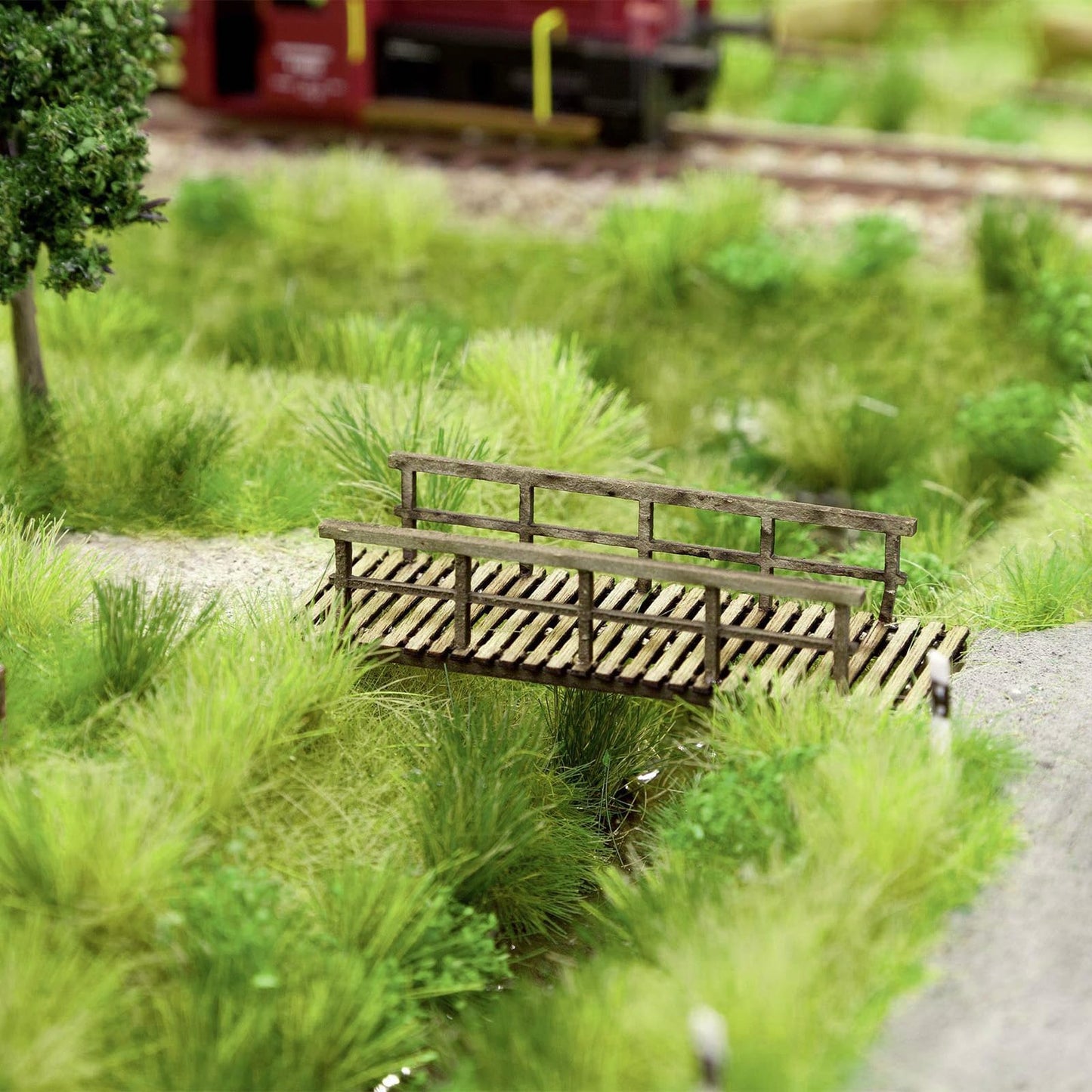 Warmtree 126 Pcs Static Grass Bushy Tufts Lowland Shrubs Tuft Terrain Model Kit for Train Landscape Railroad Scenery Sand Military Layout Model Miniature Bases and Dioramas