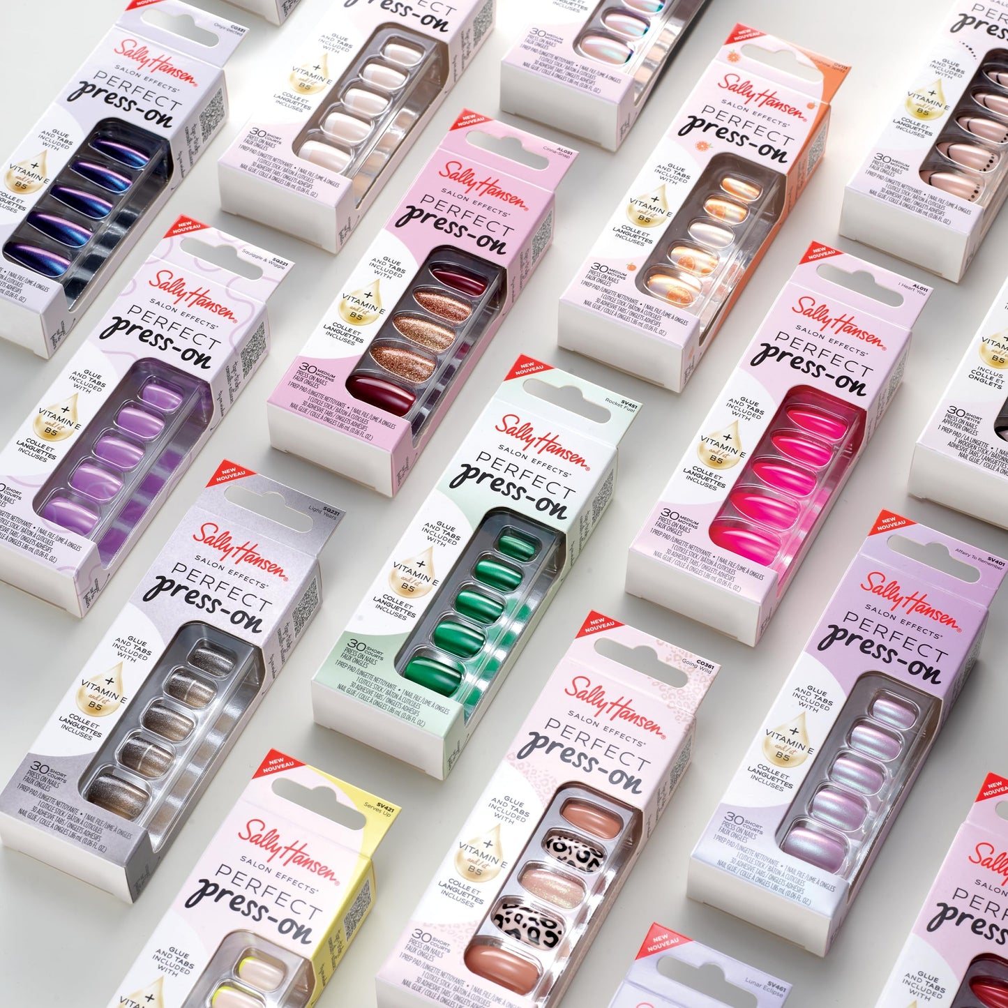 Sally Hansen Salon Effects Perfect Press-On Nails | Sq-oval Shape | Easy to Apply, Non-Damaging | 30 Nails, Nail Glue, Adhesive Tabs, File | Lunar Eclipse