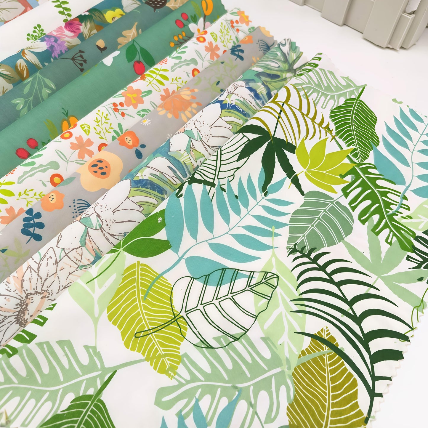 iMZOON 22Pcs 10" Fabric Squares No Repeat Precut Cotton, Wavy Edge Quilting Supplies, Perfect DIY Sewing Supplies Leaf Green Patchwork